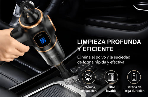 Aspirador Vielo limpiando en profundidad la consola central del coche